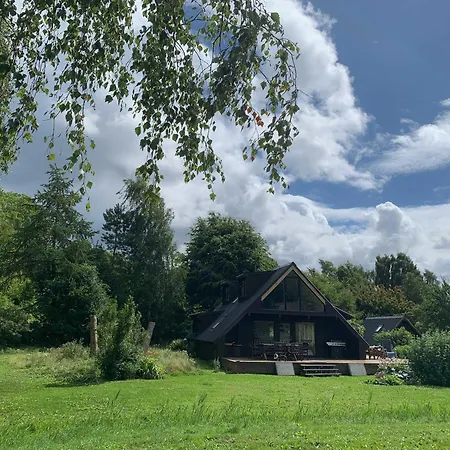 Сasa de vacaciones Family Summhouse *